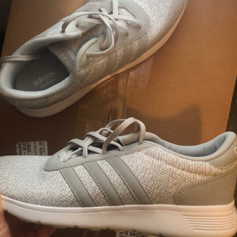 Adidas Sneakers LIKE NEW